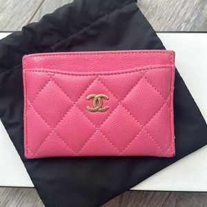 CHANEL Pink card holder 19 🎀